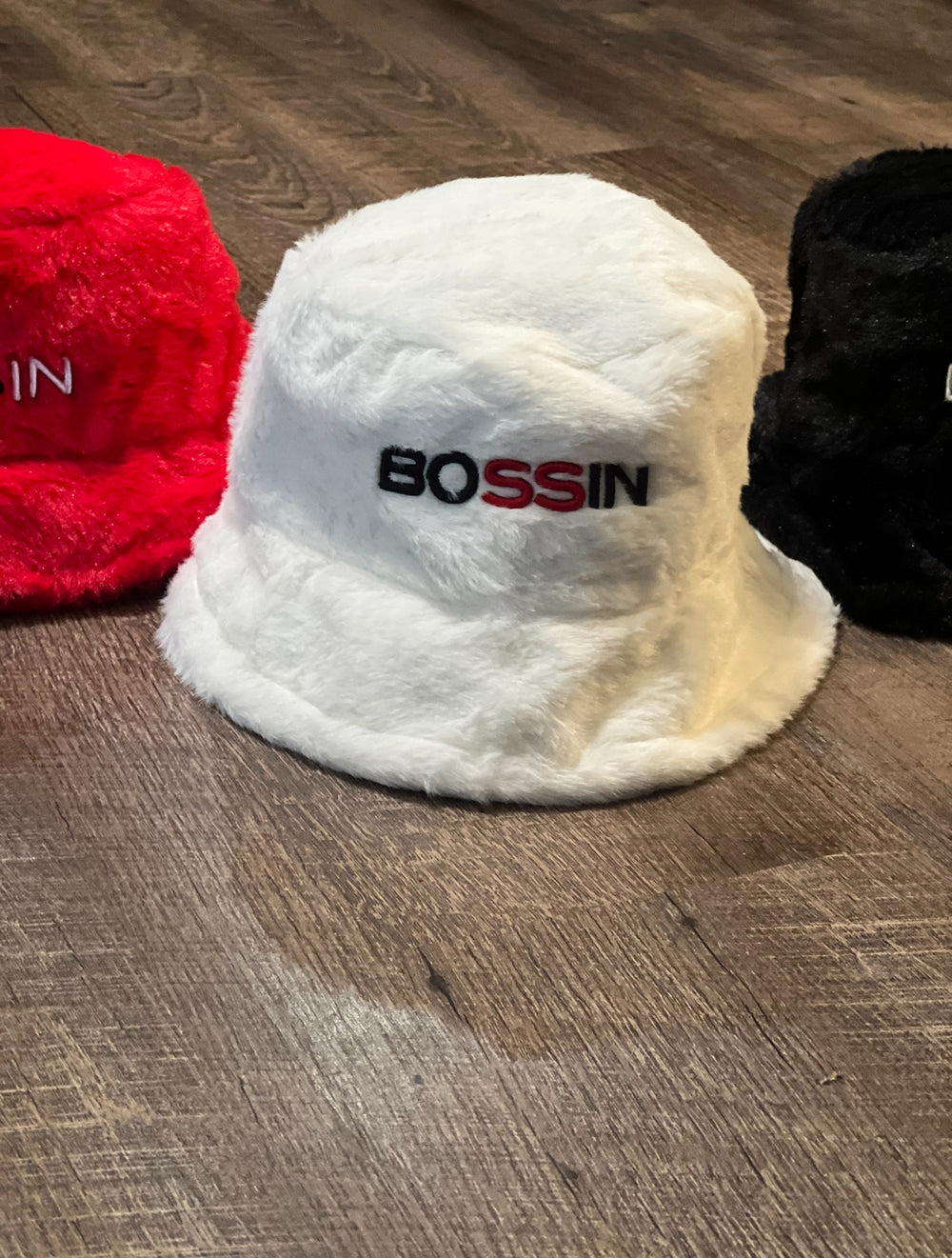 BOSSIN Plush Bucket Hat