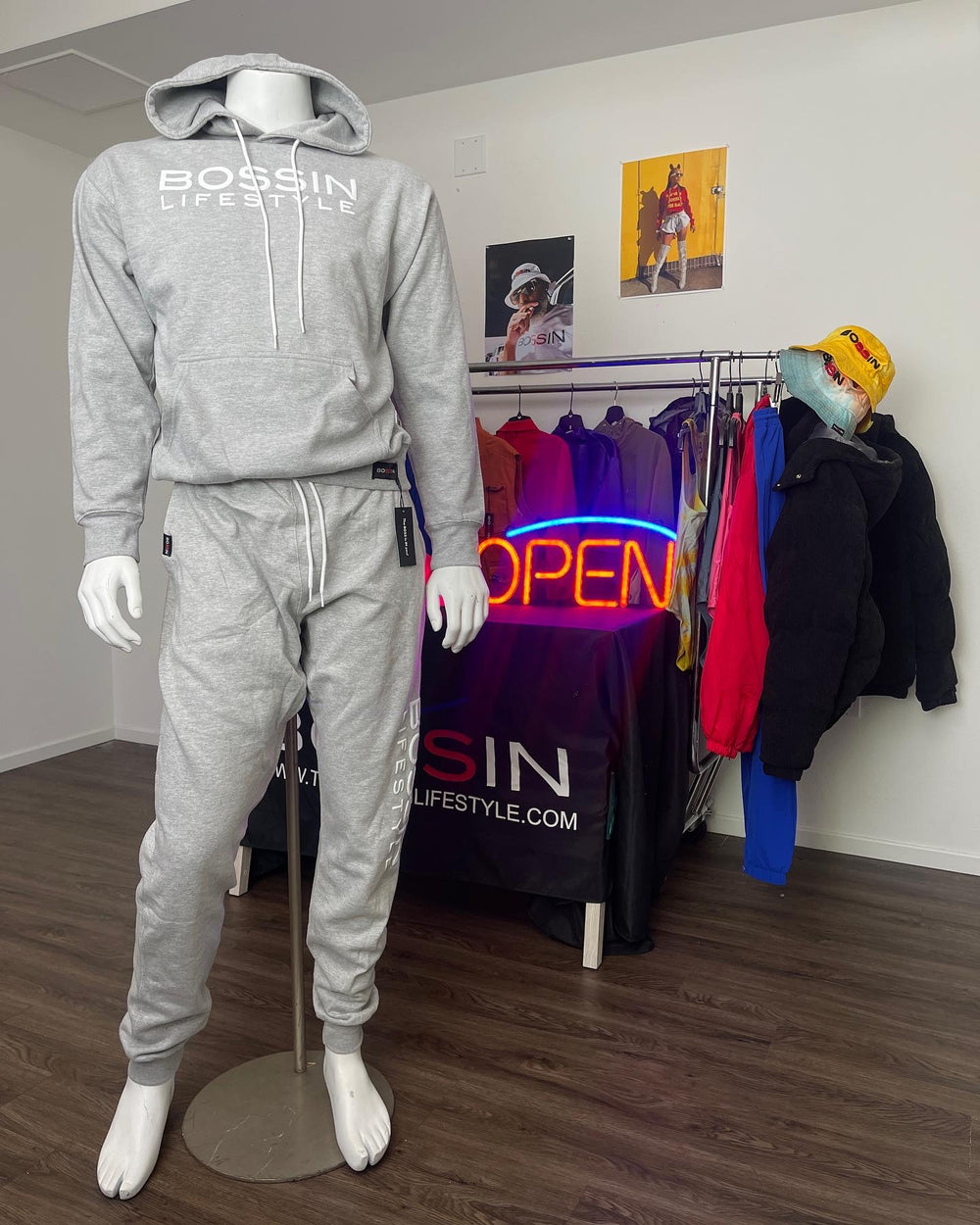 Bossin Lifestyle Heather Gray Hoodie & Jogger Set